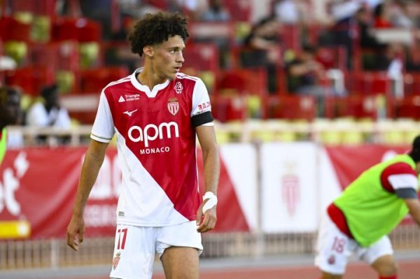 策略联盟 阿克利乌舍：伊涅斯塔是我的偶像，我经常观察齐达内怎么做