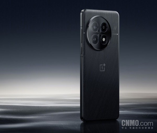 策略资本 一加13系列手机销量数据曝光：两款机型卖出115万台